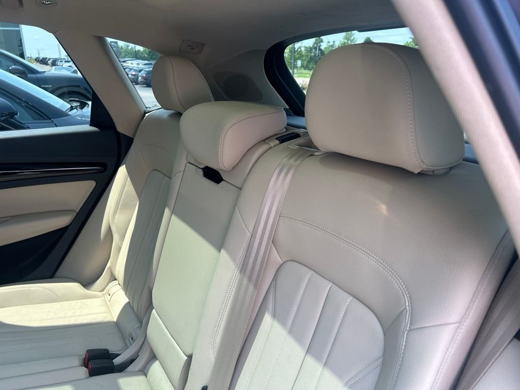 Used 2018 Blue Audi 2.0T image 23