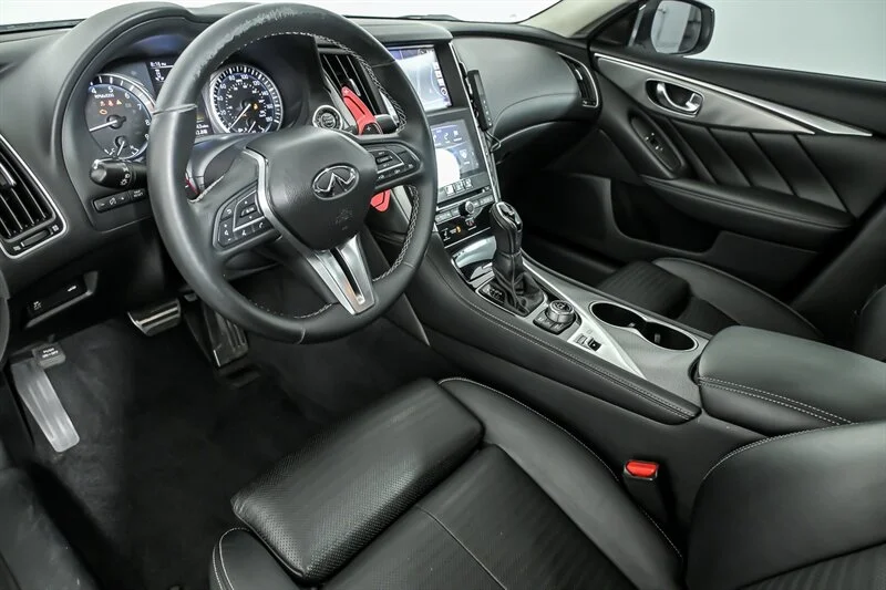 Used 2018 Majestic White INFINITI 3.0T Sport image 14