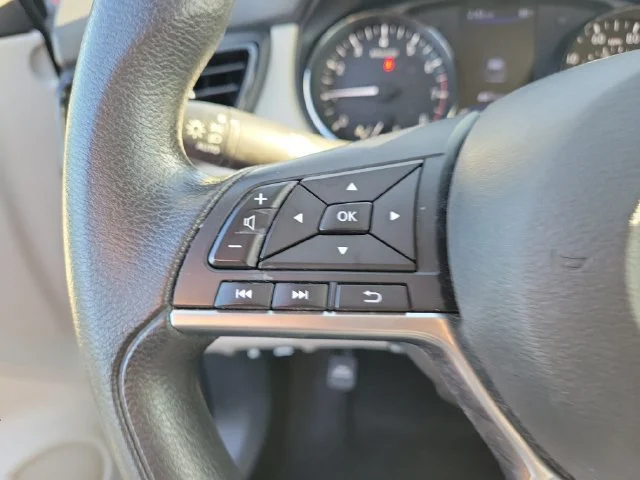 2020 Nissan Rogue Sport SV - Photo 25