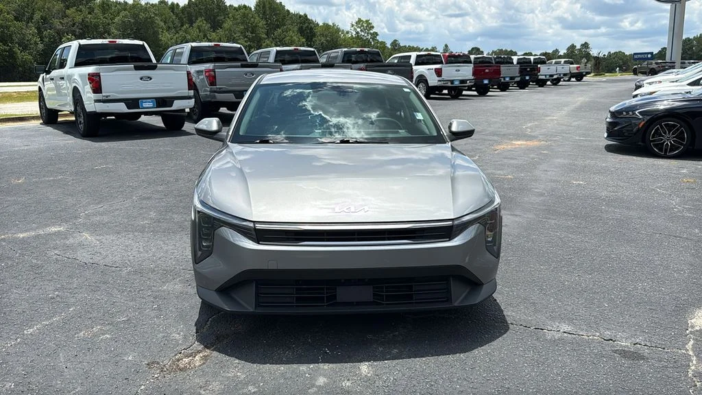 Used 2025 Gray Kia LXS image 2