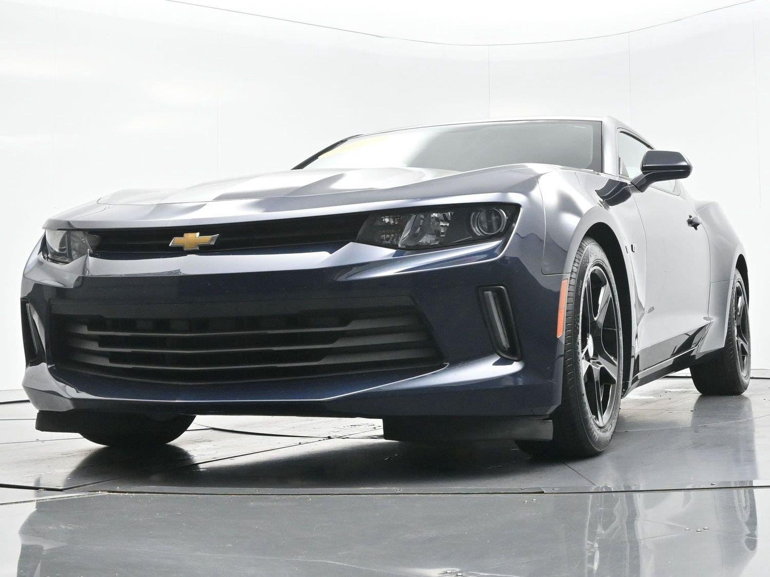 Used 2016 Blue Velvet Metallic Chevrolet 1LT image 42