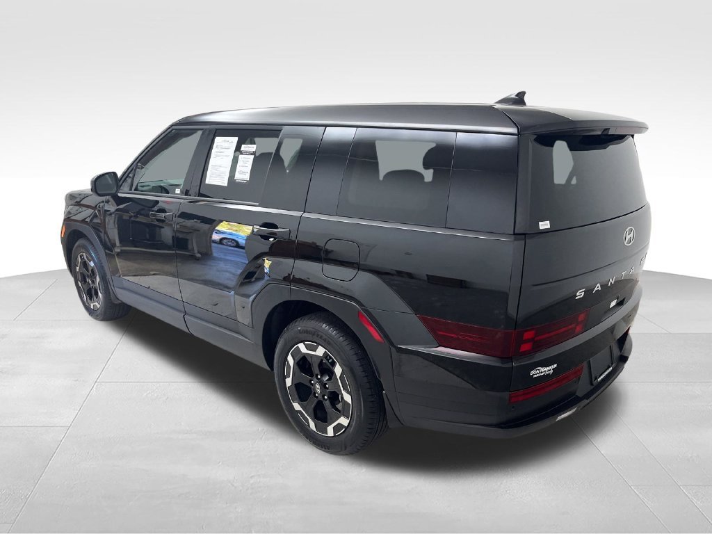 Used 2026 Black Hyundai SE image 3