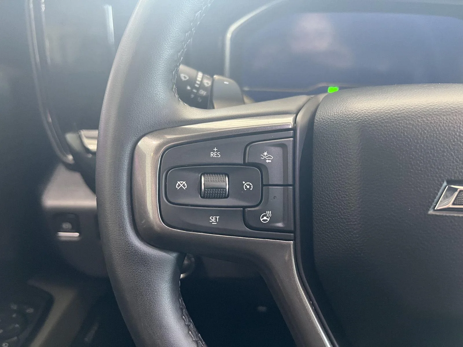 Used 2023 Black Chevrolet ZR2 image 18