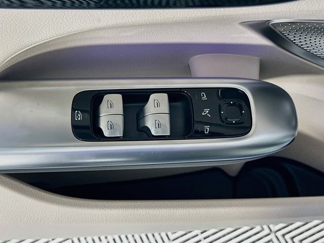 New 2026 Twilight Blue Metallic Mercedes-Benz C 300 image 18