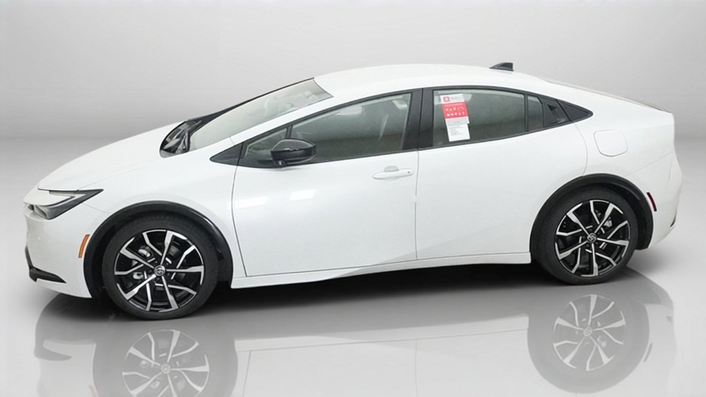 New 2026 Wind Chill Pearl Toyota XSE image 29