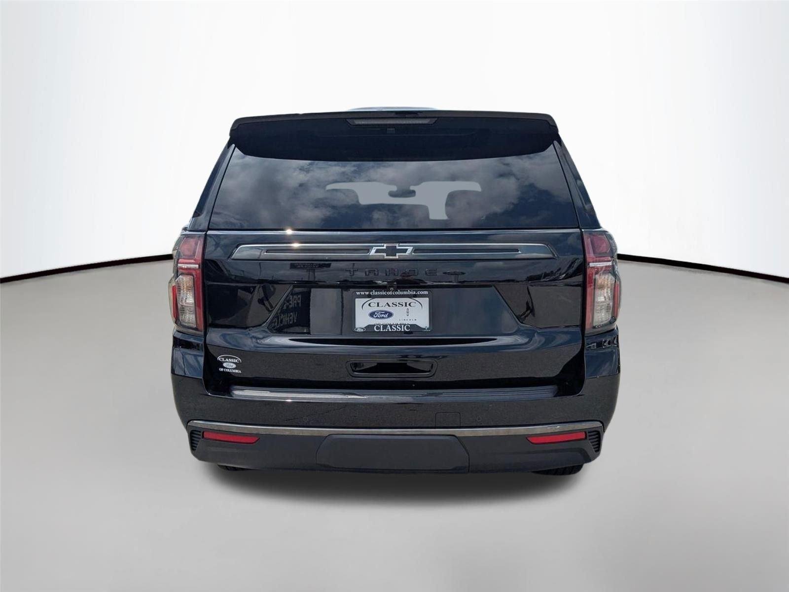 Used 2022 Black Chevrolet Z71 image 6