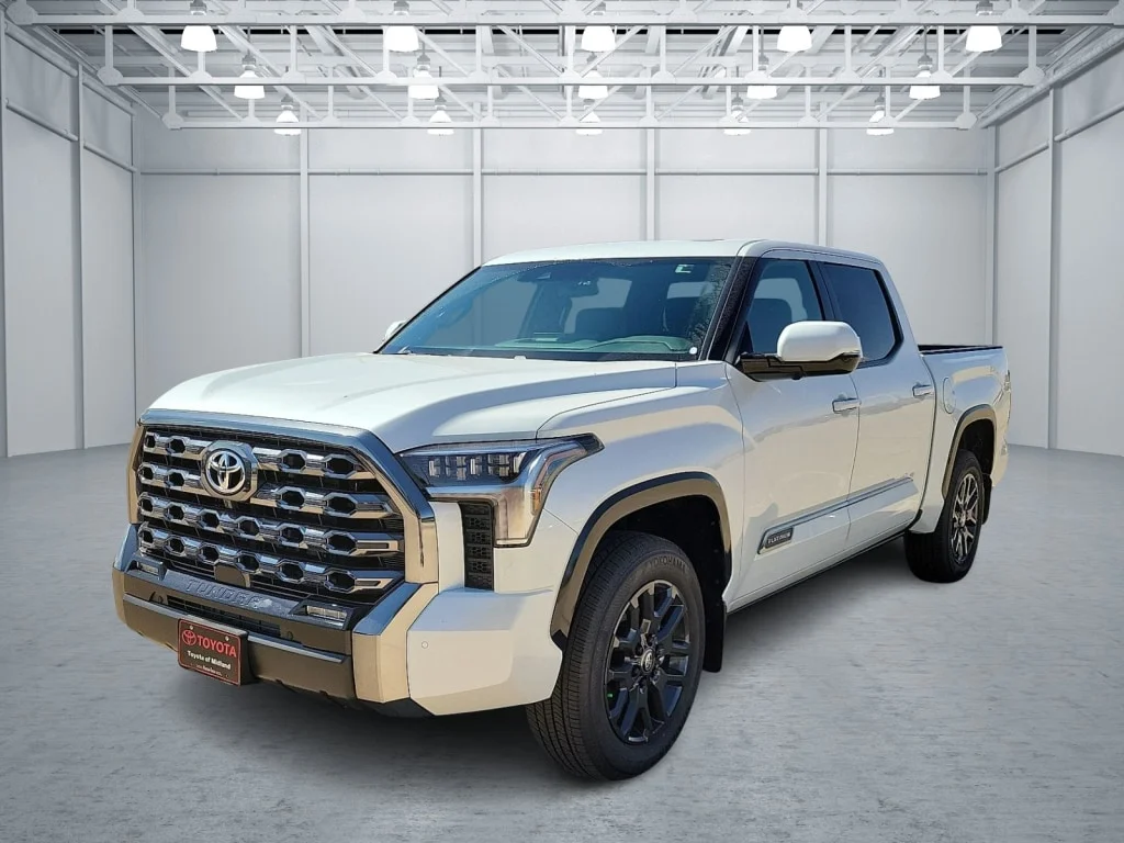 New 2026 Wind Chill Pear Toyota Platinum image 1