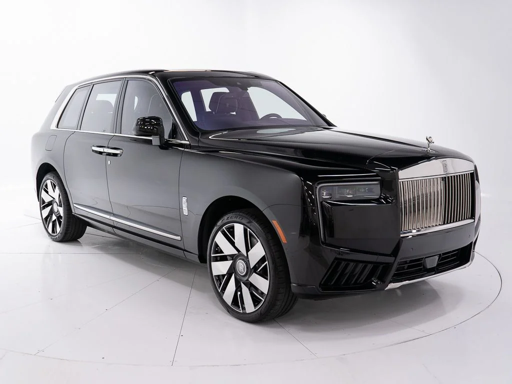 New 2027 Black Diamond Rolls-Royce  image 7