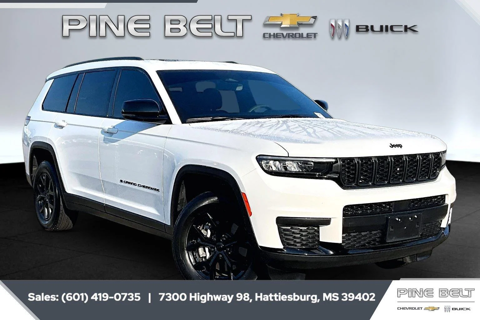 Used 2025 White Jeep Altitude X 4x2 image 1