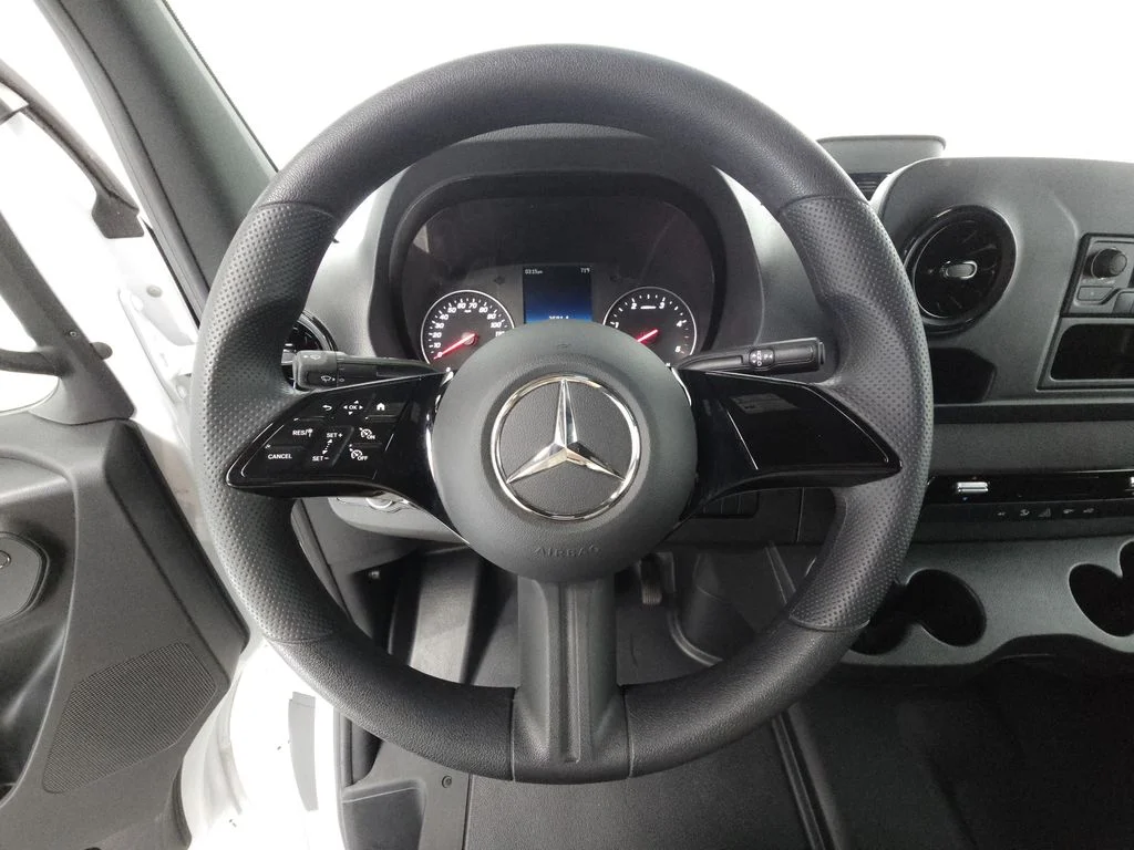Used 2025 White Mercedes-Benz Cargo 144 WB image 11
