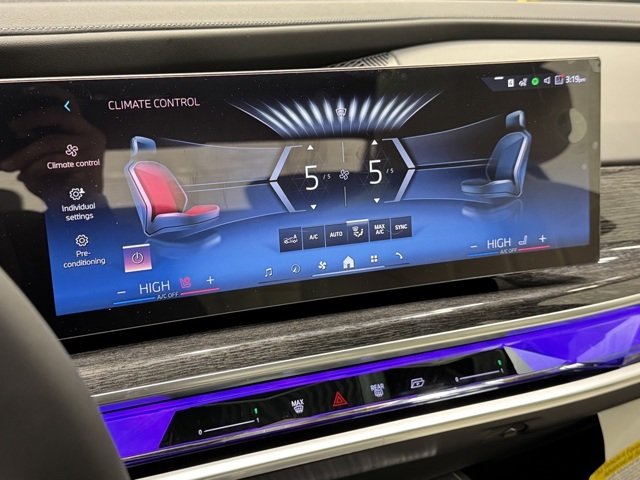 New 2026 Oxide Grey Metallic BMW 760i xDrive image 10