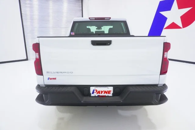 New 2026 Summit White Chevrolet WT image 7
