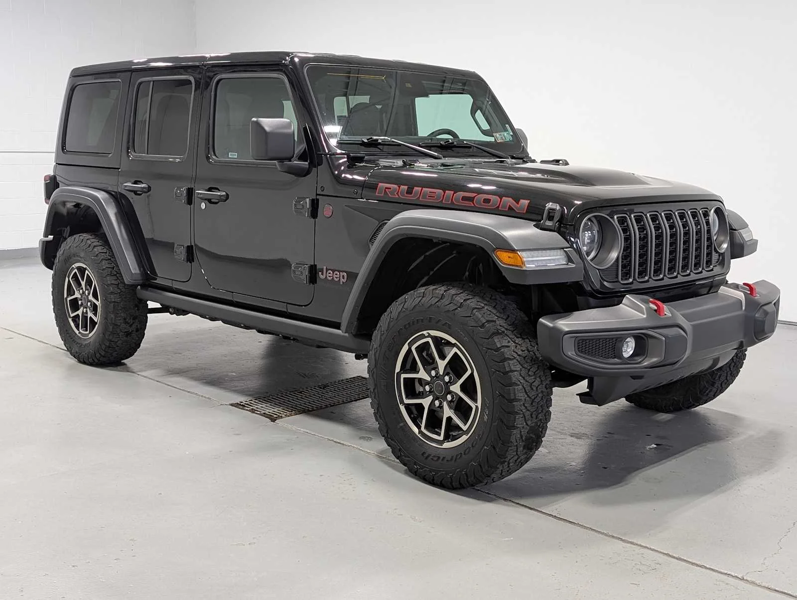 Used 2025 Black Clearcoat Jeep Rubicon image 6
