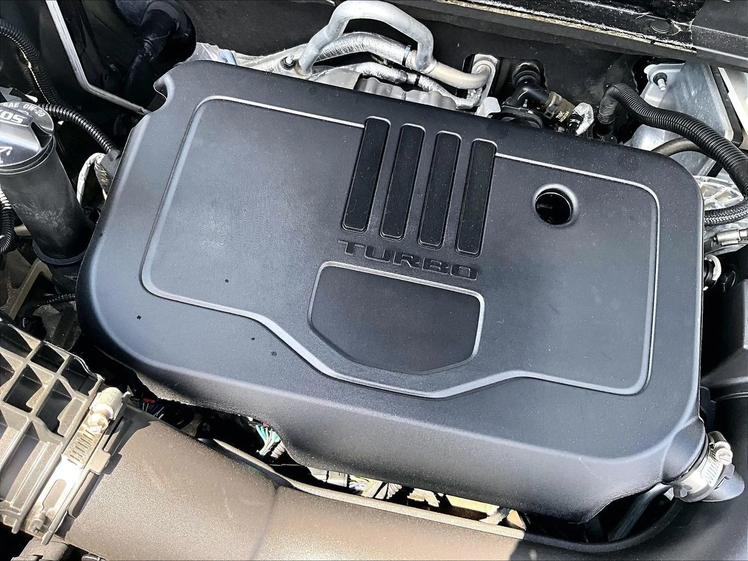 Used 2022 Black GMC SLE image 36