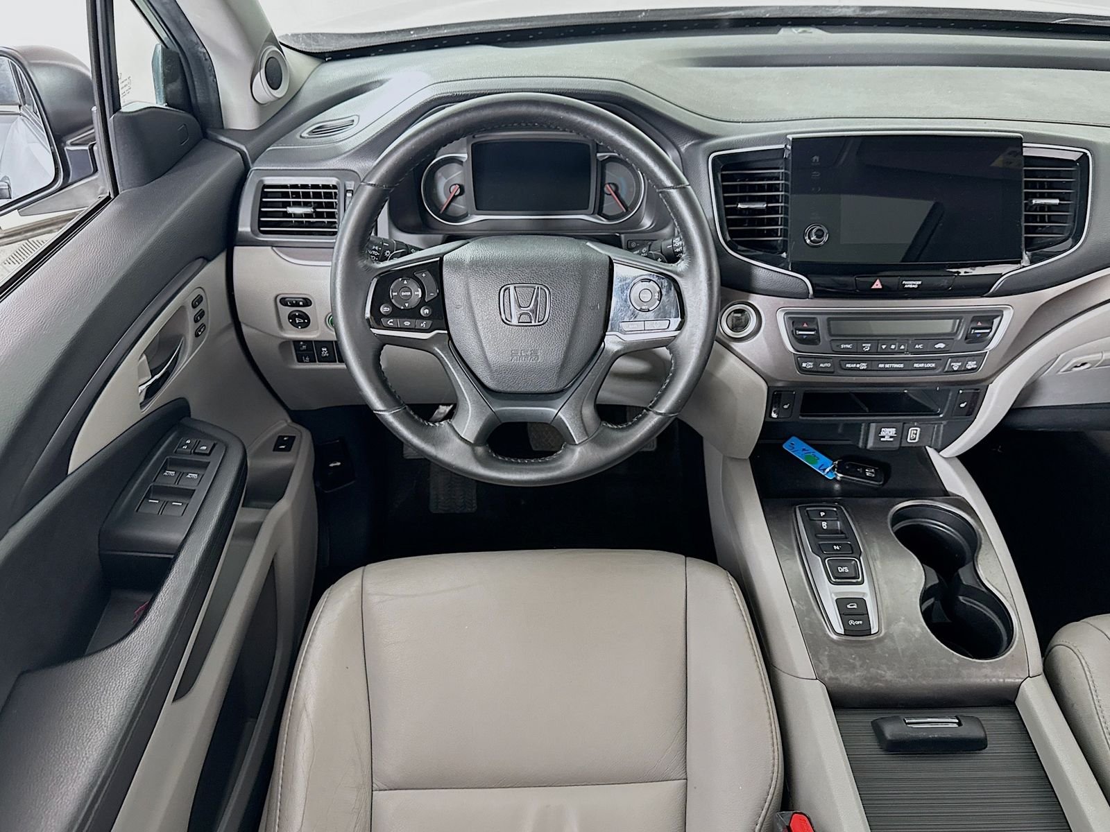 Used 2022 Lunar Silver Metallic Honda EX-L image 19