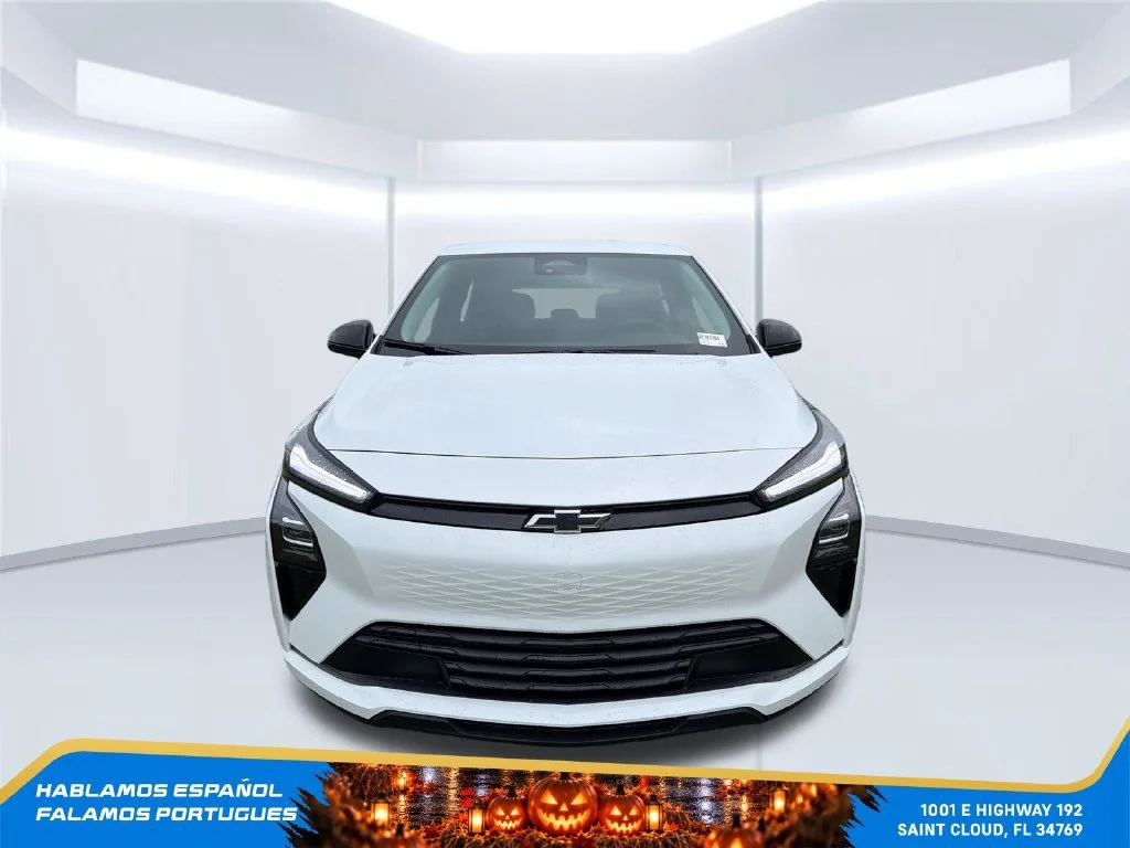 2027 Chevrolet Bolt LT - Photo 8