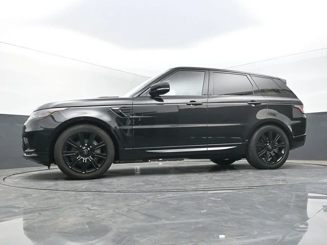 Used 2022 Black Land Rover HSE Silver Edition image 39