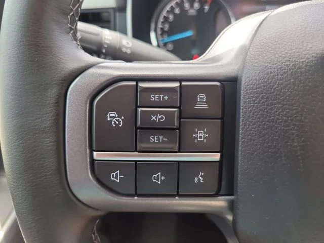 Used 2023 Gray Ford XLT image 29