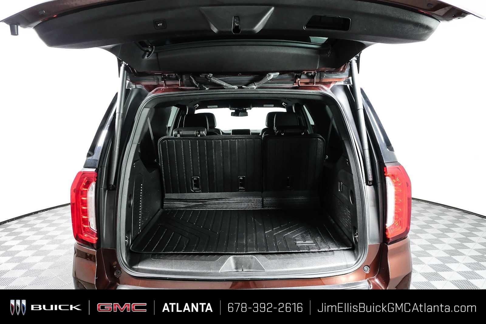2023 GMC Yukon XL SLT - Photo 61