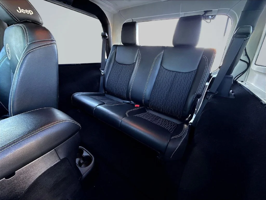Used 2013 True Blue Pearlcoat Jeep Sport image 26