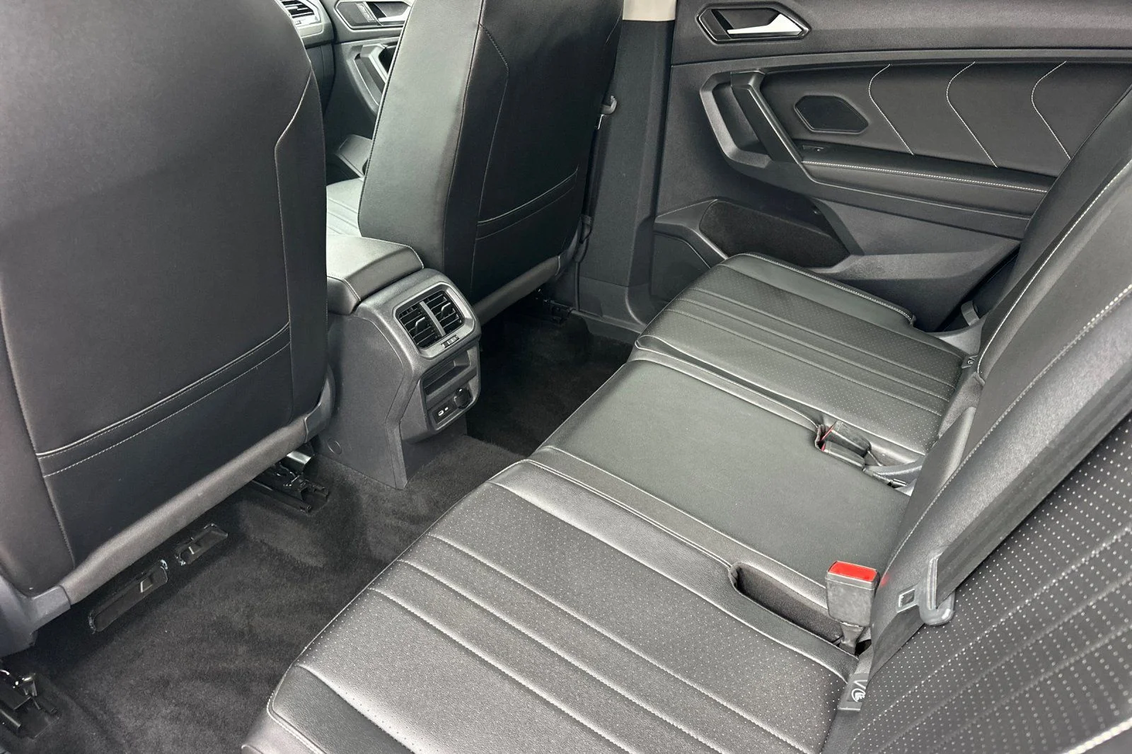 Certified Used 2023 Gray Volkswagen 2.0T SE image 12