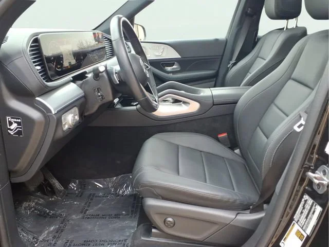 Used 2025  Mercedes-Benz GLS 450 image 19