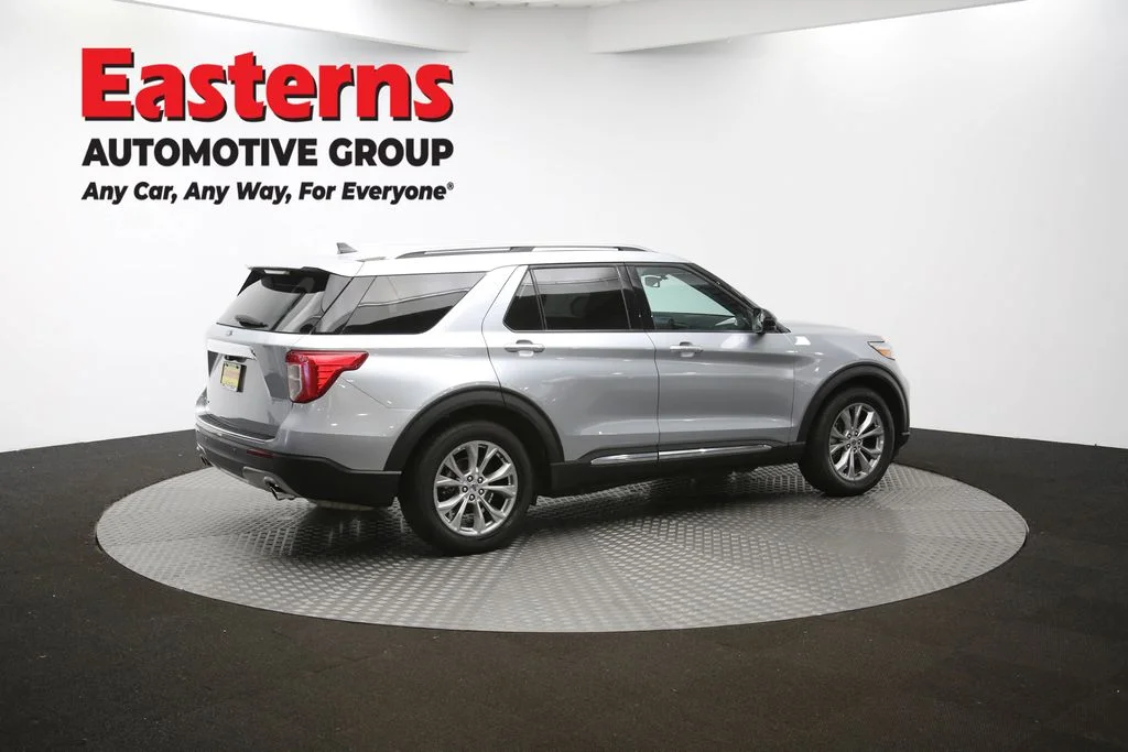 Used 2024 Silver Ford Limited image 47