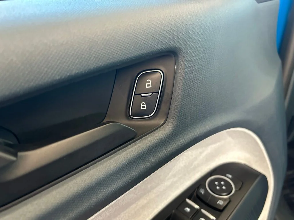 Used 2022 Blue Ford XLT image 36