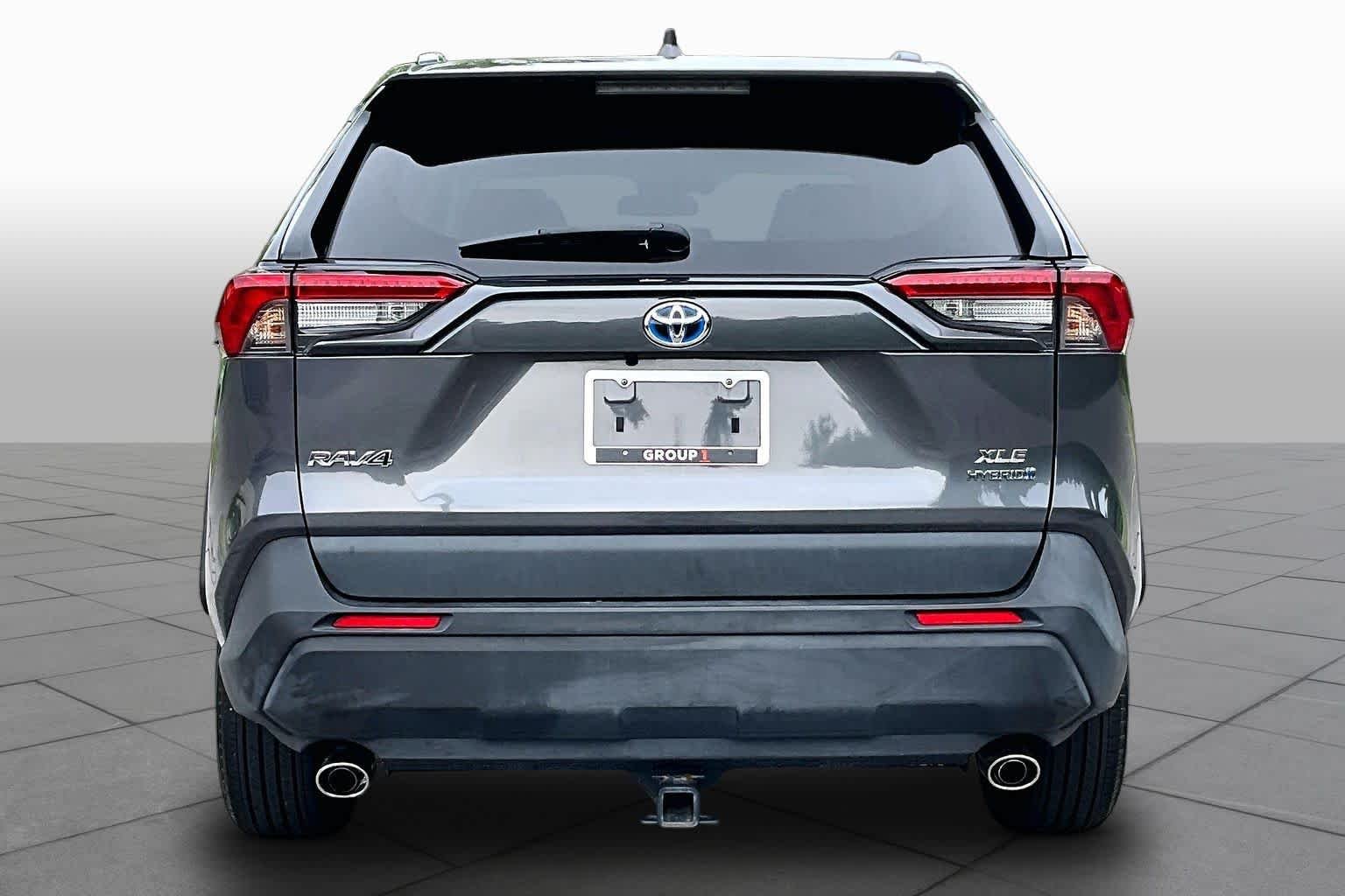 Used 2022 Magnetic Gray Metallic Toyota Hybrid XLE image 8