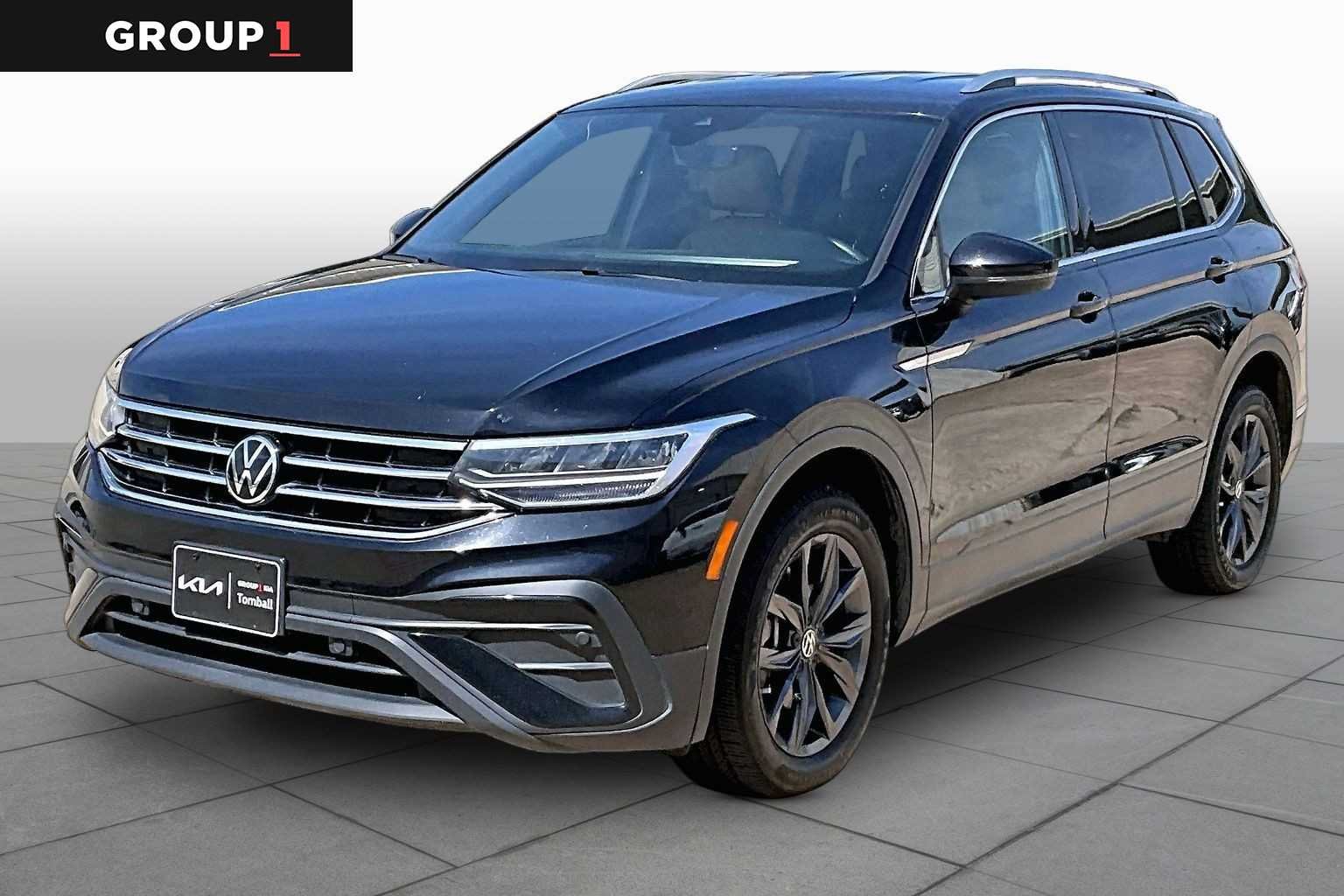 2023 Volkswagen Tiguan 2.0T SE's photo