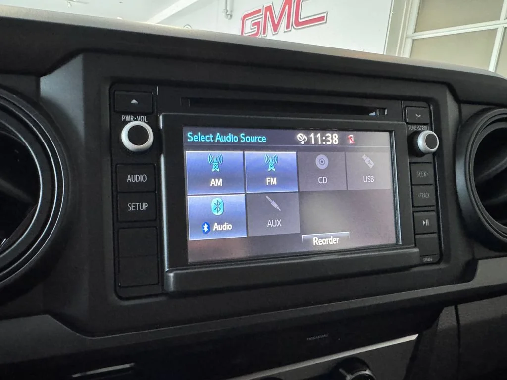 Certified Used 2018 Gray Toyota SR image 18