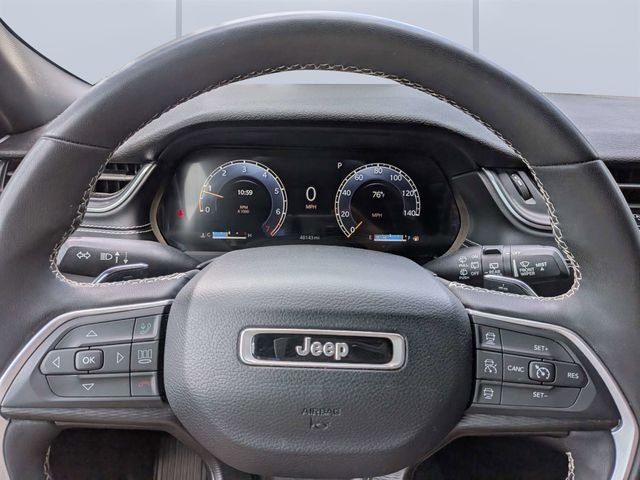 Used 2024 Gray Jeep Altitude image 31
