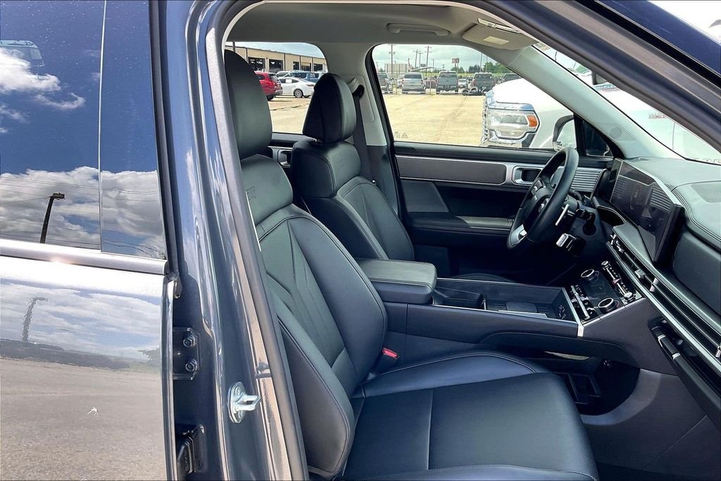 Used 2025 Hampton Gray Hyundai XRT image 30