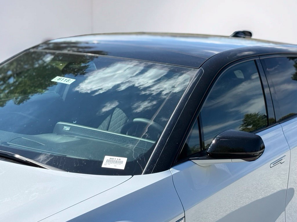 2027 Cadillac LYRIQ Signature Sport - Photo 12