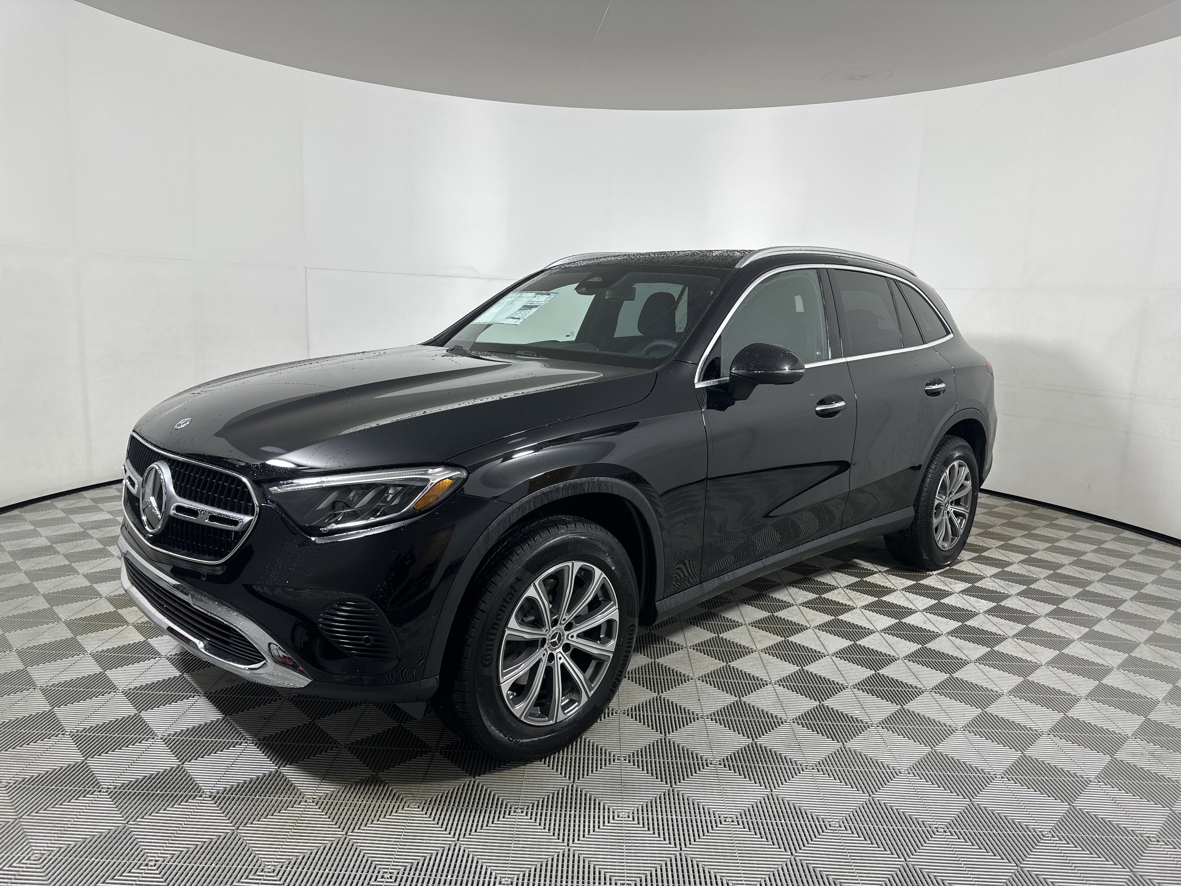 Certified Used 2026 Black Mercedes-Benz GLC 300 image 3