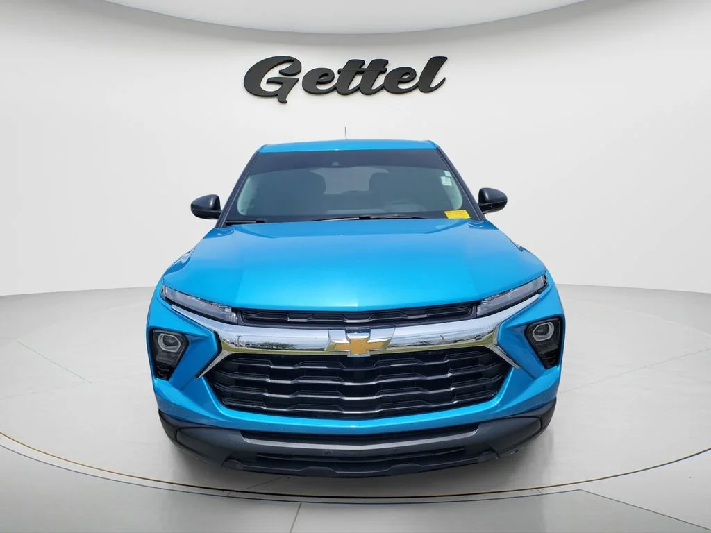 Used 2025 Marina Blue Metallic Chevrolet LS image 4