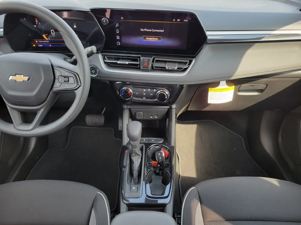 New 2026 Summit White Chevrolet LT image 18