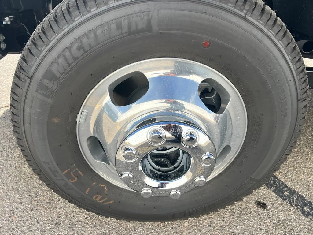 New 2026 Oxford White Ford F-350® XL image 30