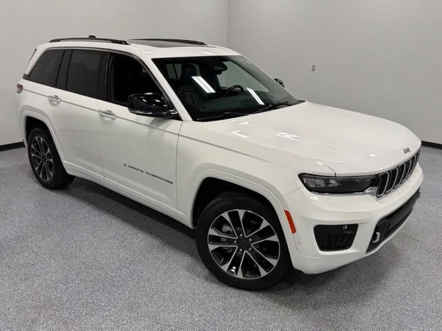 Used 2023 White Jeep Overland image 42