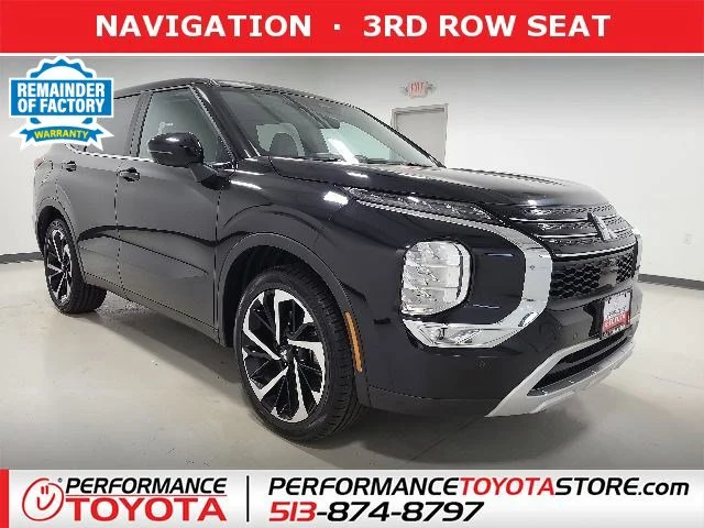 2024 Mitsubishi Outlander SE 2WD's photo