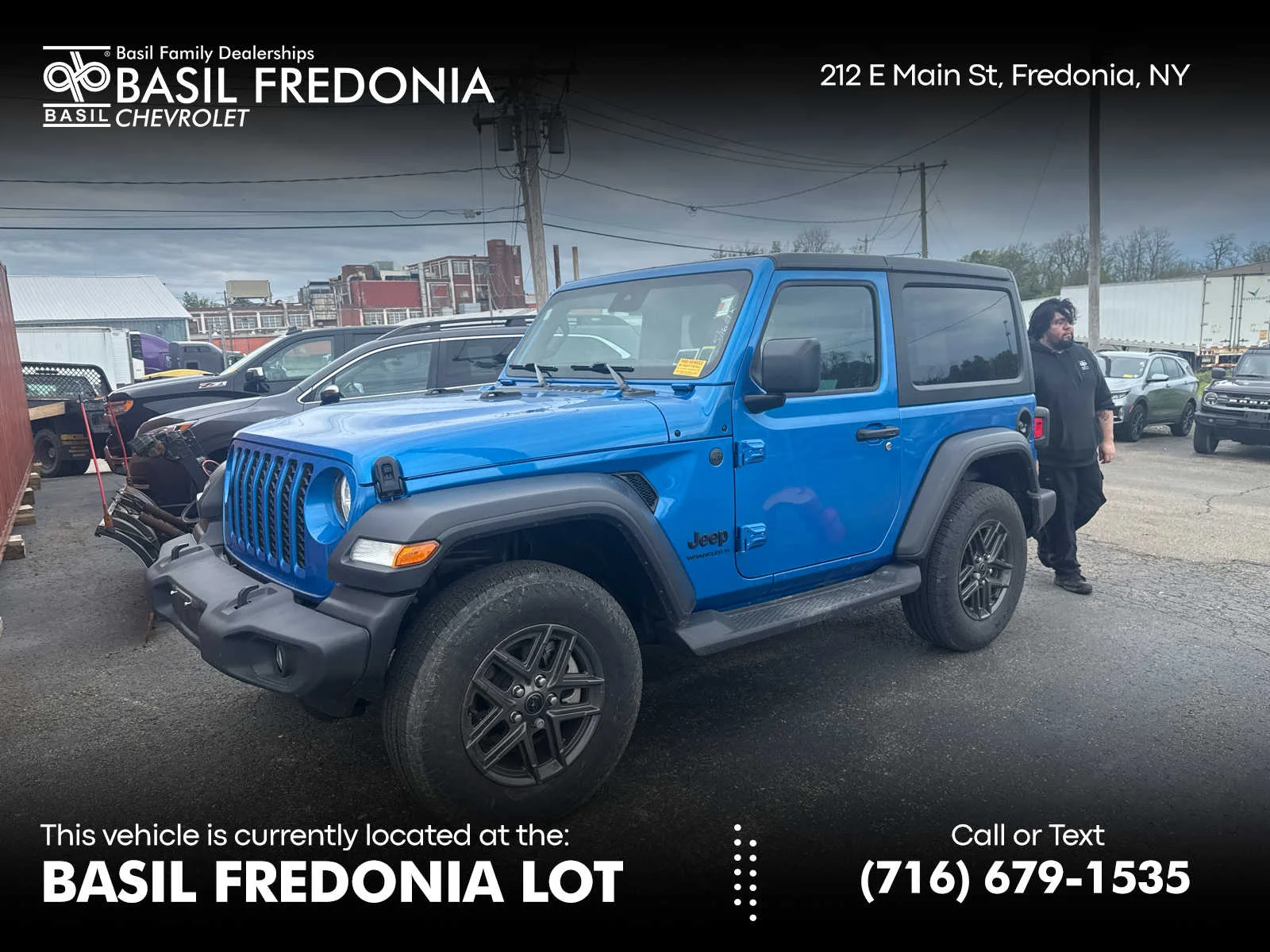 2024 Jeep Wrangler Willys's photo