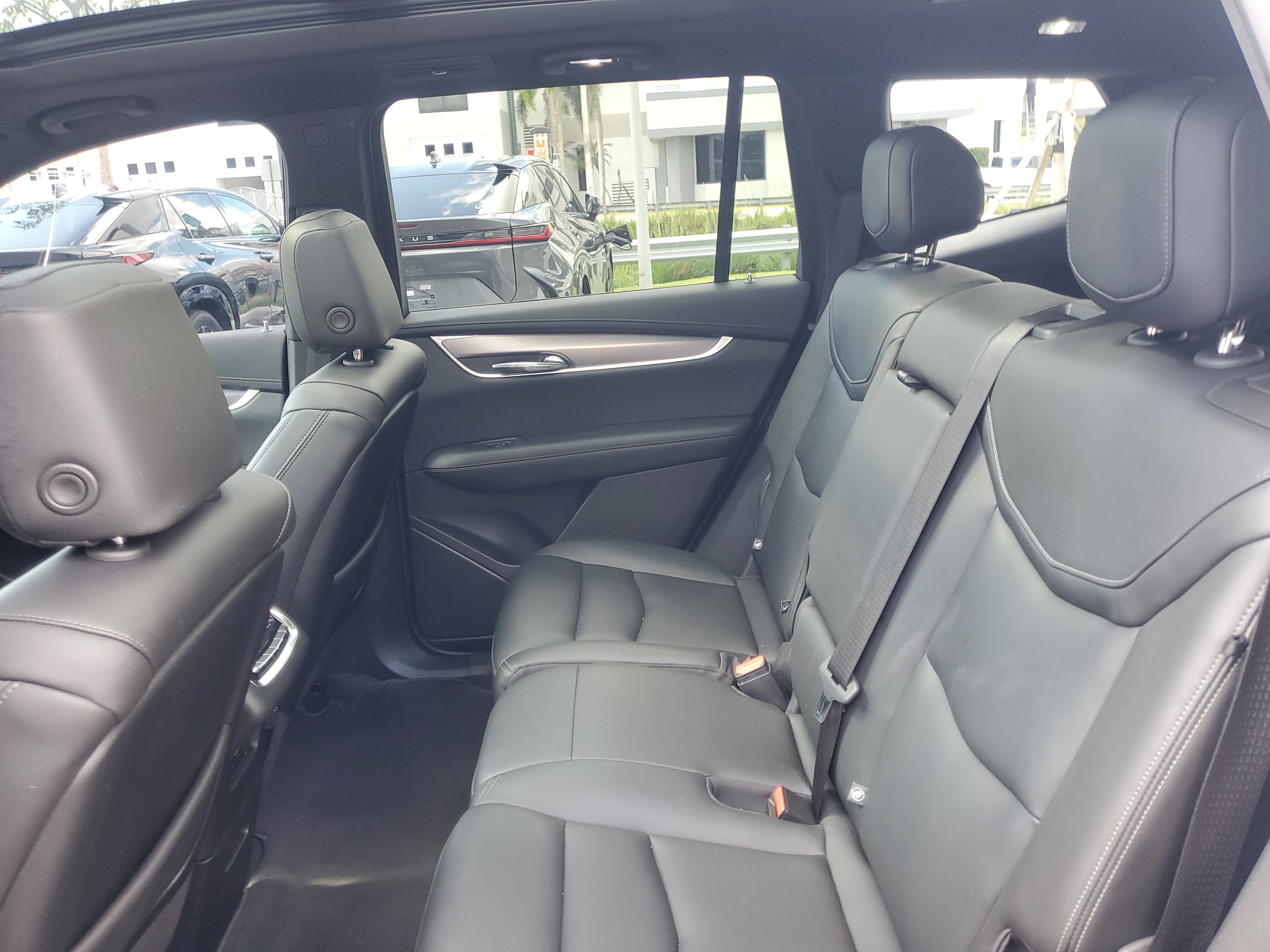 Used 2023 Argent Silver Metallic Cadillac FWD Luxury image 11