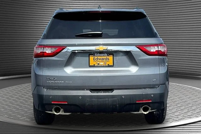Used 2021 SATIN STEEL METALLIC Chevrolet LT Cloth image 5