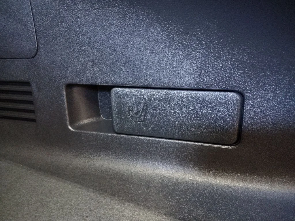 Used 2024 Gray Kia Light image 18