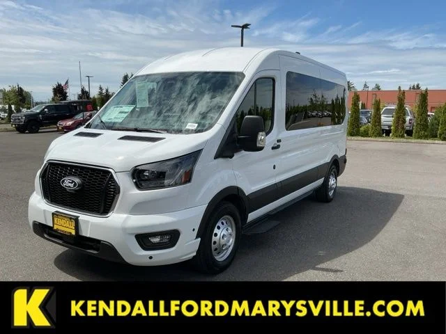 New 2026 Oxford White Ford XLT image 1