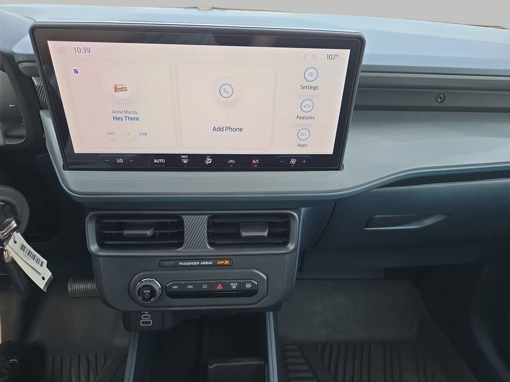 Used 2025 Beige Ford XL image 17