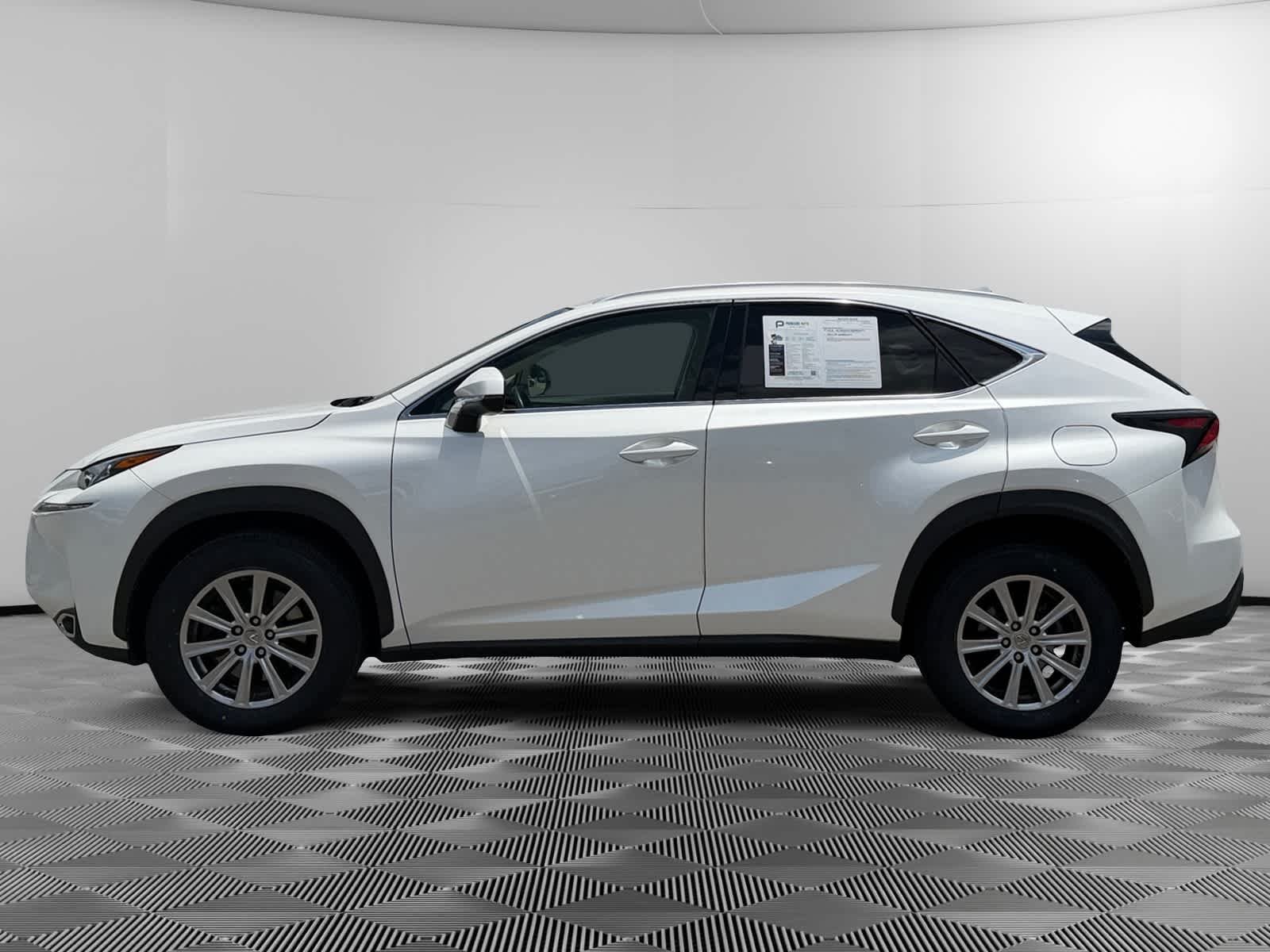 Used 2015 Eminent White Pearl Lexus  image 7