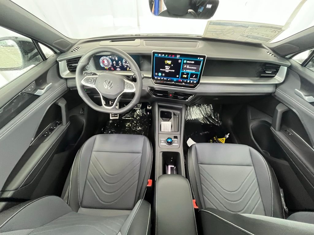 2026 Volkswagen Tiguan SE R-LINE BLACK - Photo 13