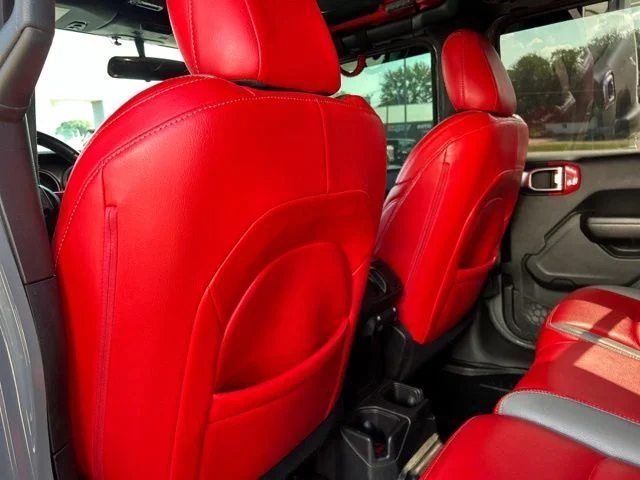 Used 2018 Gray Jeep Unlimited Sport S image 25