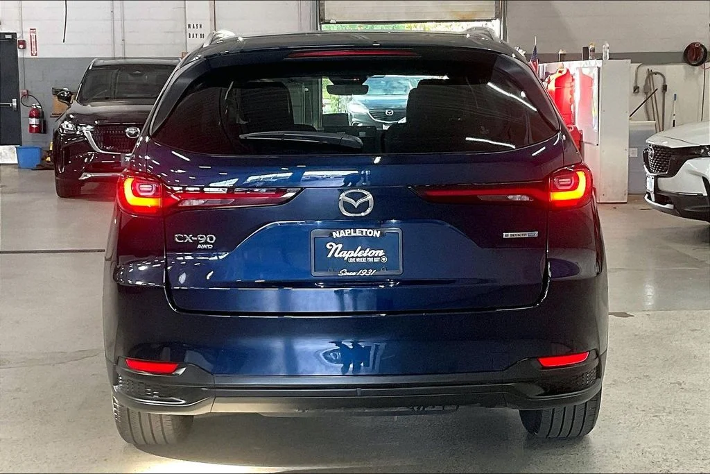 Used 2024 Blue Mazda Preferred image 3
